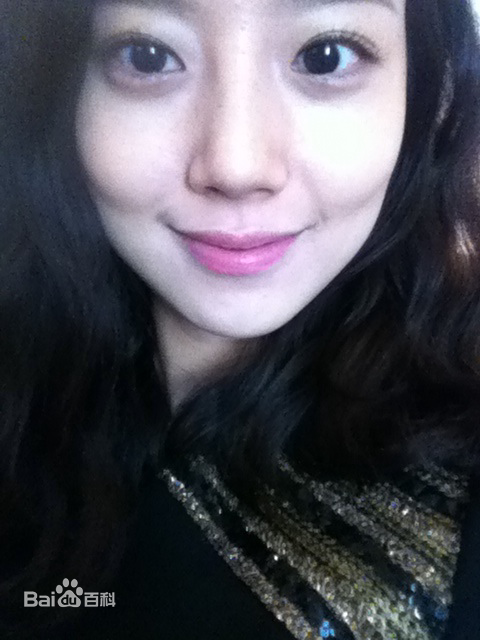 最优质文彩元(Moon Chae Won)生活照