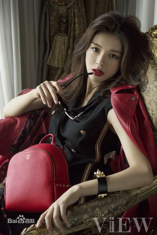 李先彬()最新时尚壁纸