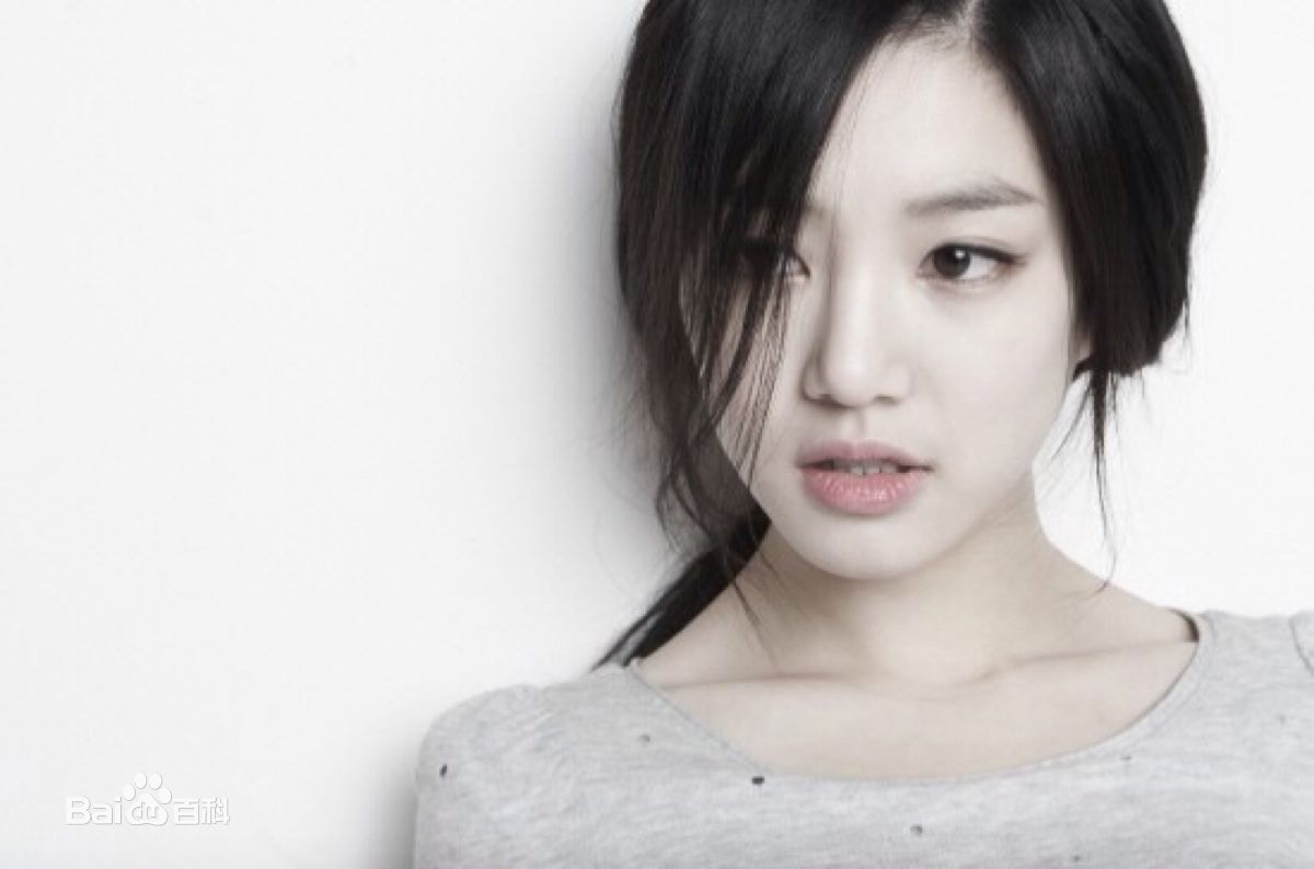 最优质李侑菲(Lee Yu Bi)生活照