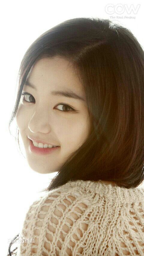 最优质李侑菲(Lee Yu Bi)生活照