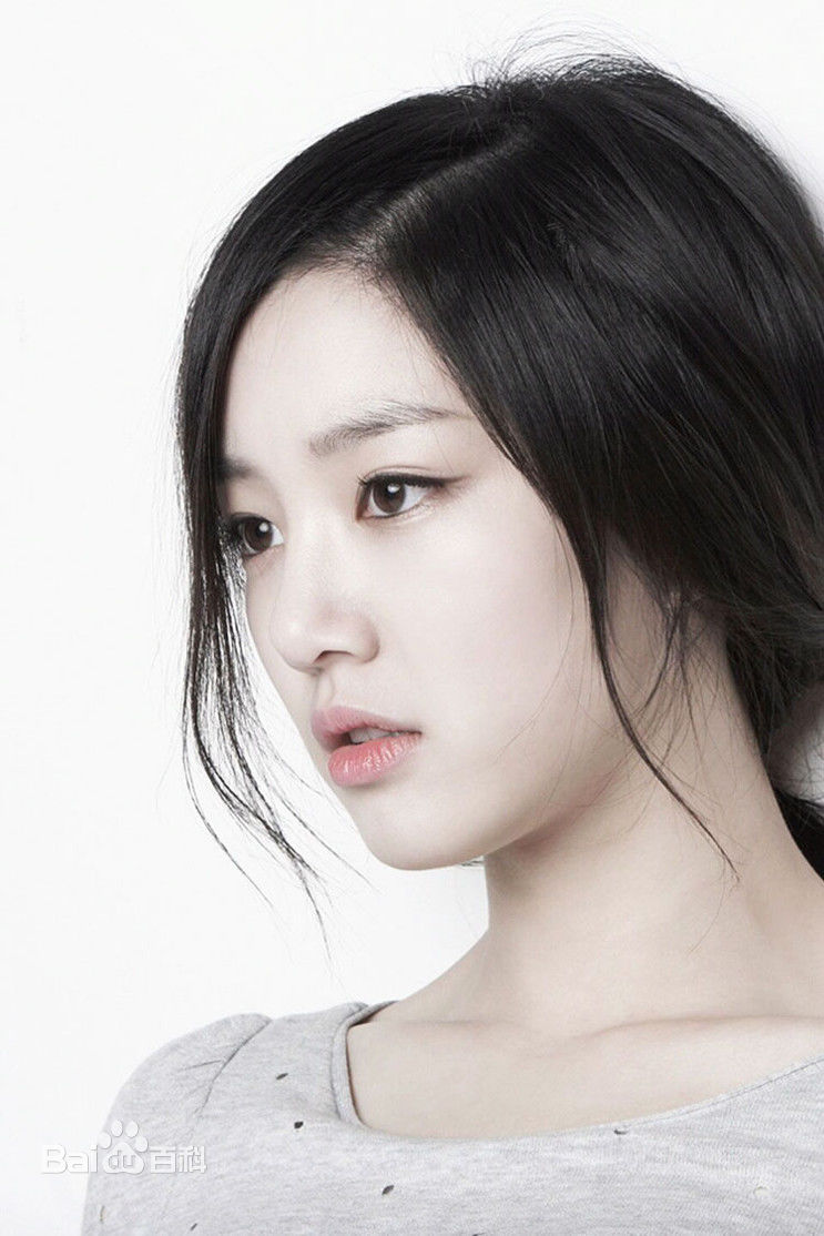 最优质李侑菲(Lee Yu Bi)生活照