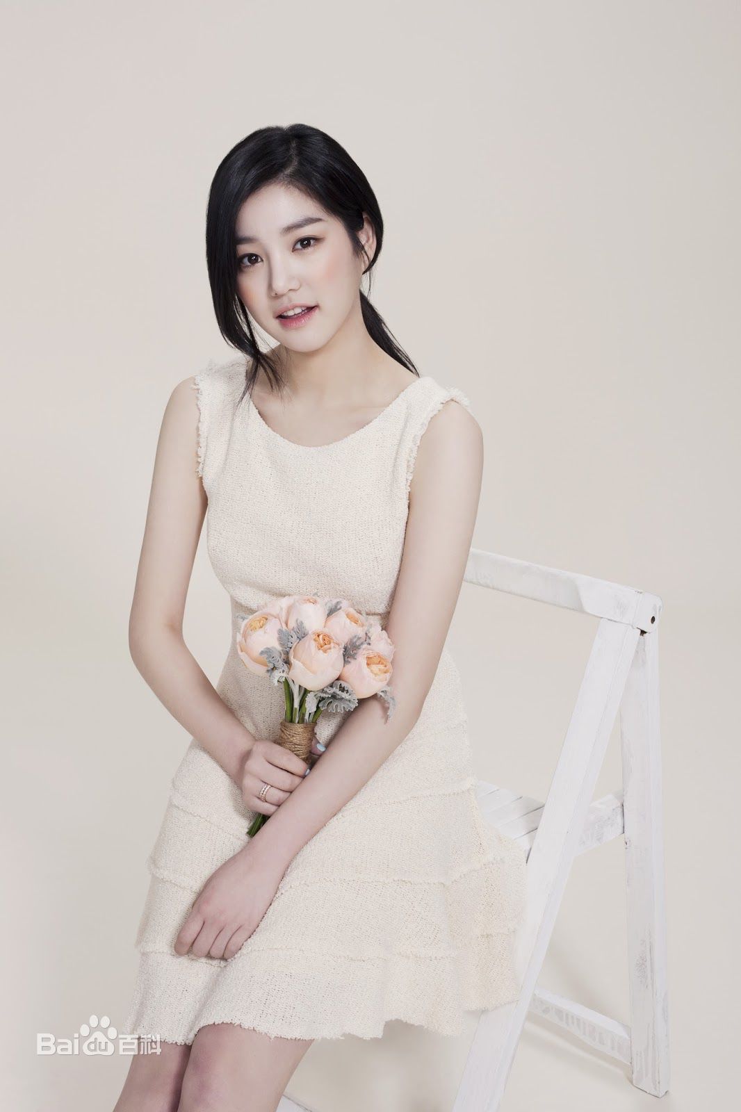 最优质李侑菲(Lee Yu Bi)生活照