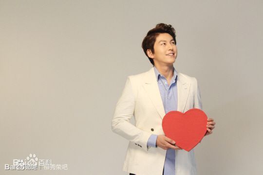 柳秀荣(Ryu Su Young、リュ スヨン)广告图图册