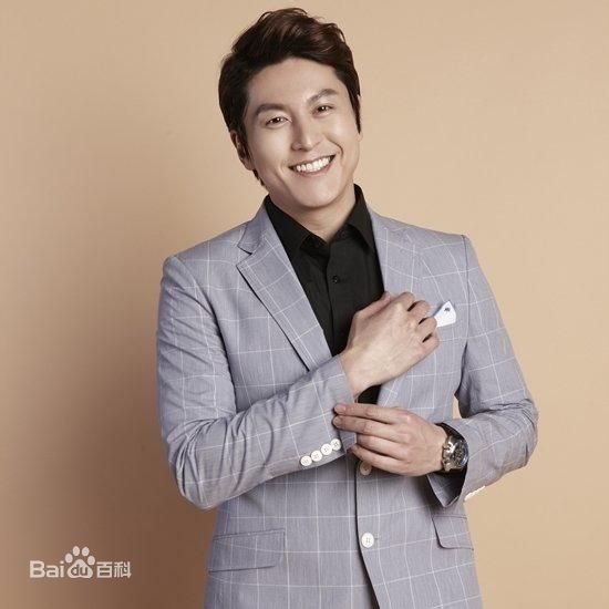 柳秀荣(Ryu Su Young、リュ スヨン)广告图图册