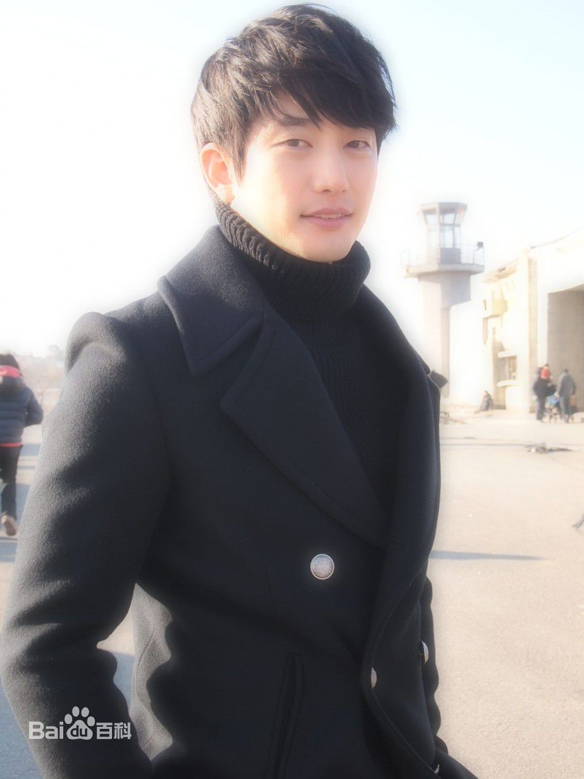 最优质朴施厚(，Park Si Hoo)在《我是杀人犯》图册中的相册