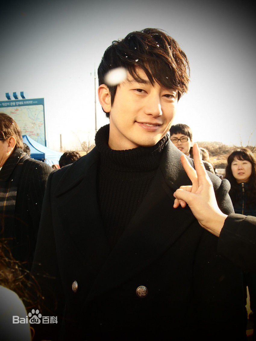 最优质朴施厚(，Park Si Hoo)在《我是杀人犯》图册中的相册