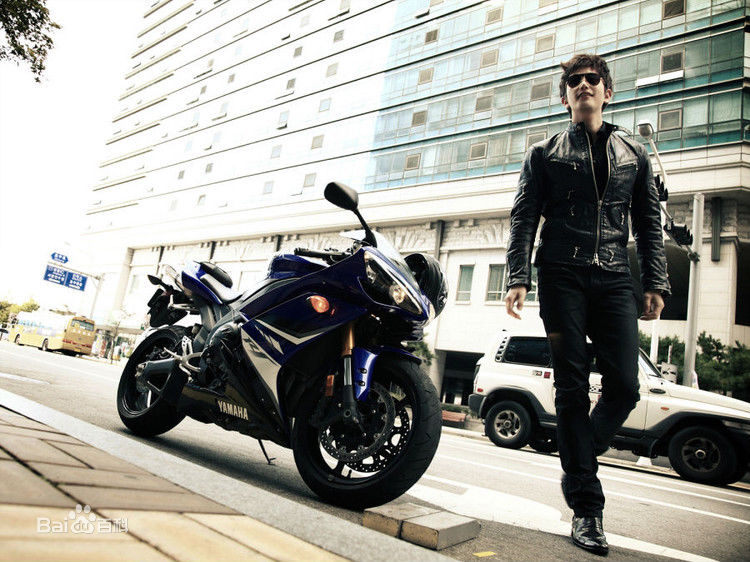 最全朴施厚(，Park Si Hoo)在《逆转女王》图册中的壁纸