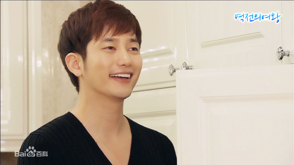 最全朴施厚(，Park Si Hoo)在《逆转女王》图册中的壁纸