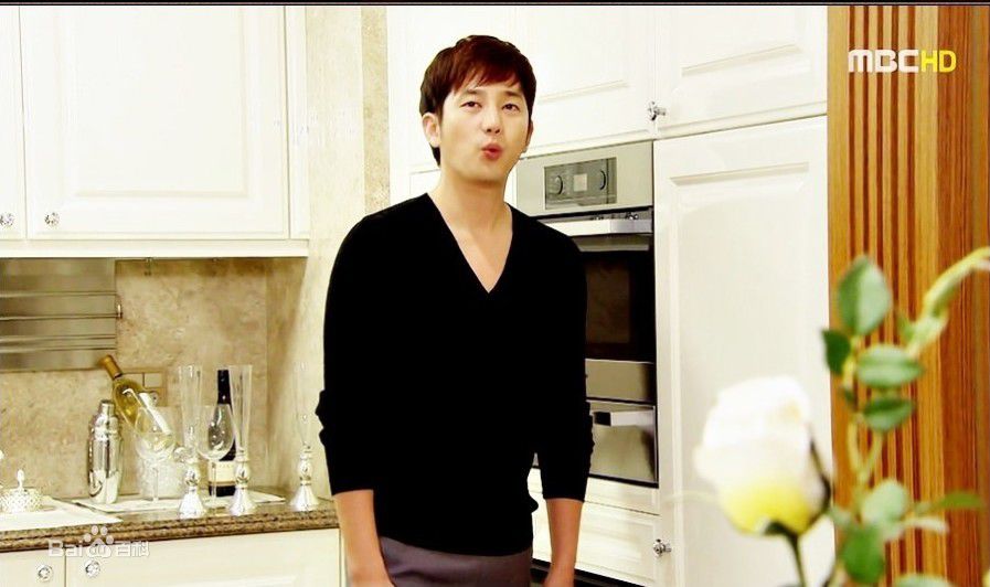 最全朴施厚(，Park Si Hoo)在《逆转女王》图册中的壁纸