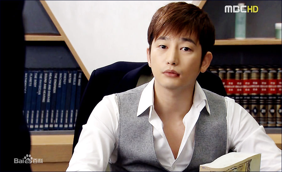 最全朴施厚(，Park Si Hoo)在《逆转女王》图册中的壁纸