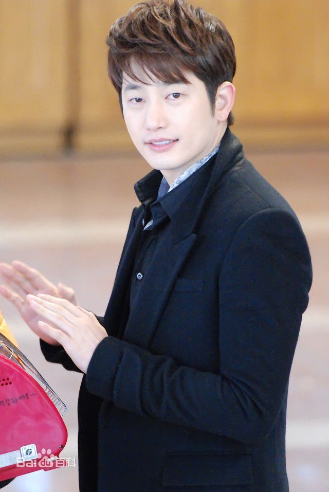 最全朴施厚(，Park Si Hoo)在《逆转女王》图册中的壁纸