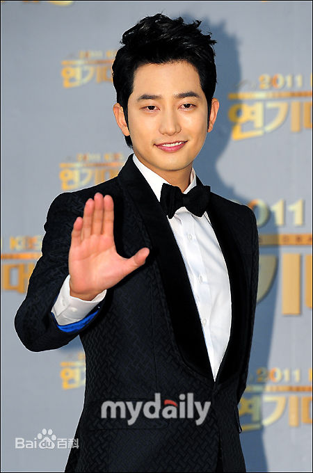 朴施厚(，Park Si Hoo)在《公主的男人》图册中的