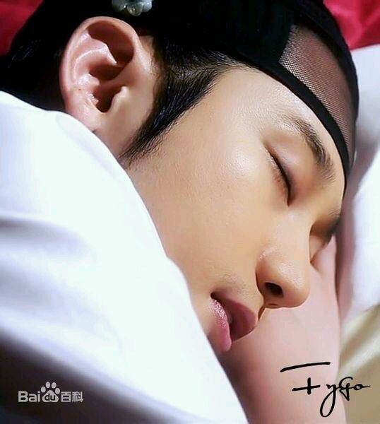 朴施厚(，Park Si Hoo)在《公主的男人》图册中的