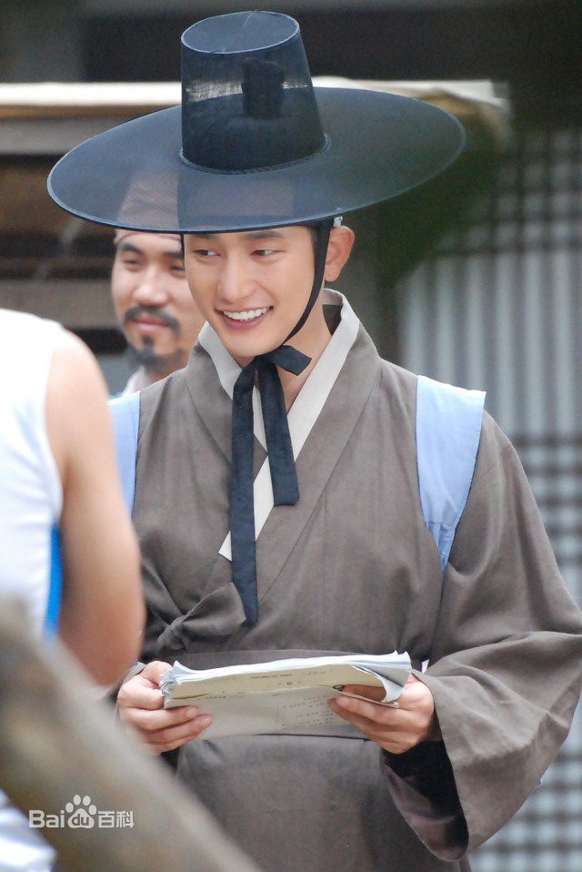 朴施厚(，Park Si Hoo)在《公主的男人》图册中的