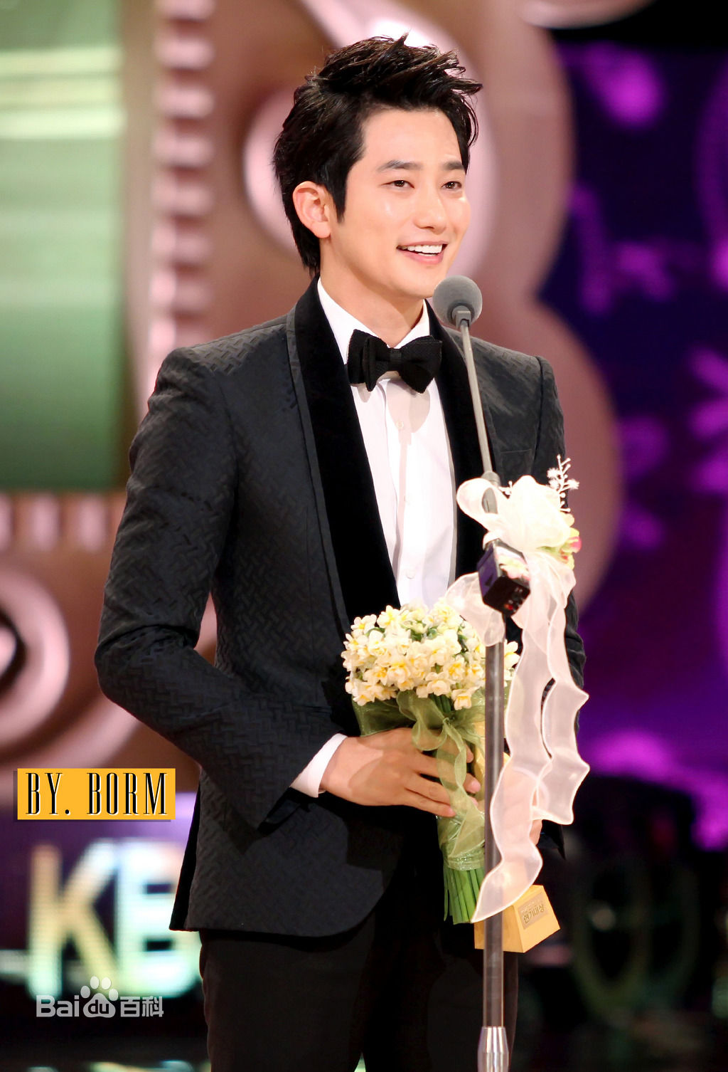 朴施厚(，Park Si Hoo)在《公主的男人》图册中的