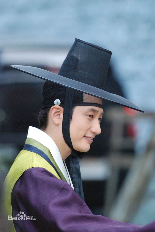 朴施厚(，Park Si Hoo)在《公主的男人》图册中的