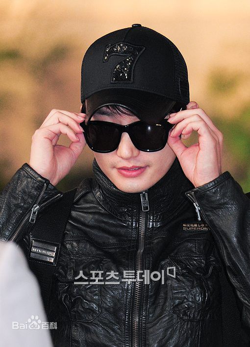 朴施厚(，Park Si Hoo)图册四图册