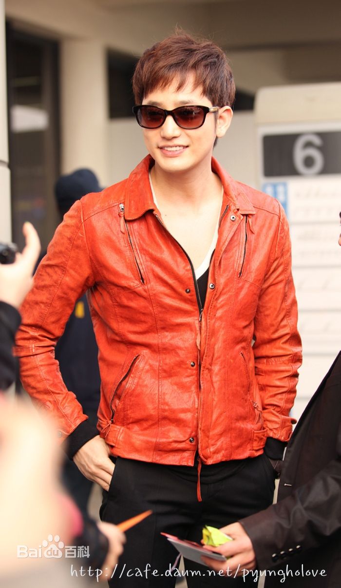 朴施厚(，Park Si Hoo)图册四图册