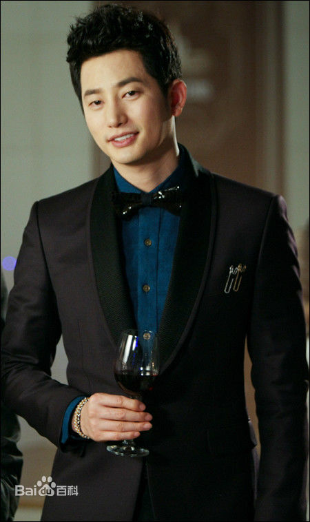 最优质朴施厚(，Park Si Hoo)在《清潭洞爱丽丝》图册中的相册