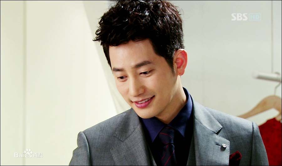 最优质朴施厚(，Park Si Hoo)在《清潭洞爱丽丝》图册中的相册