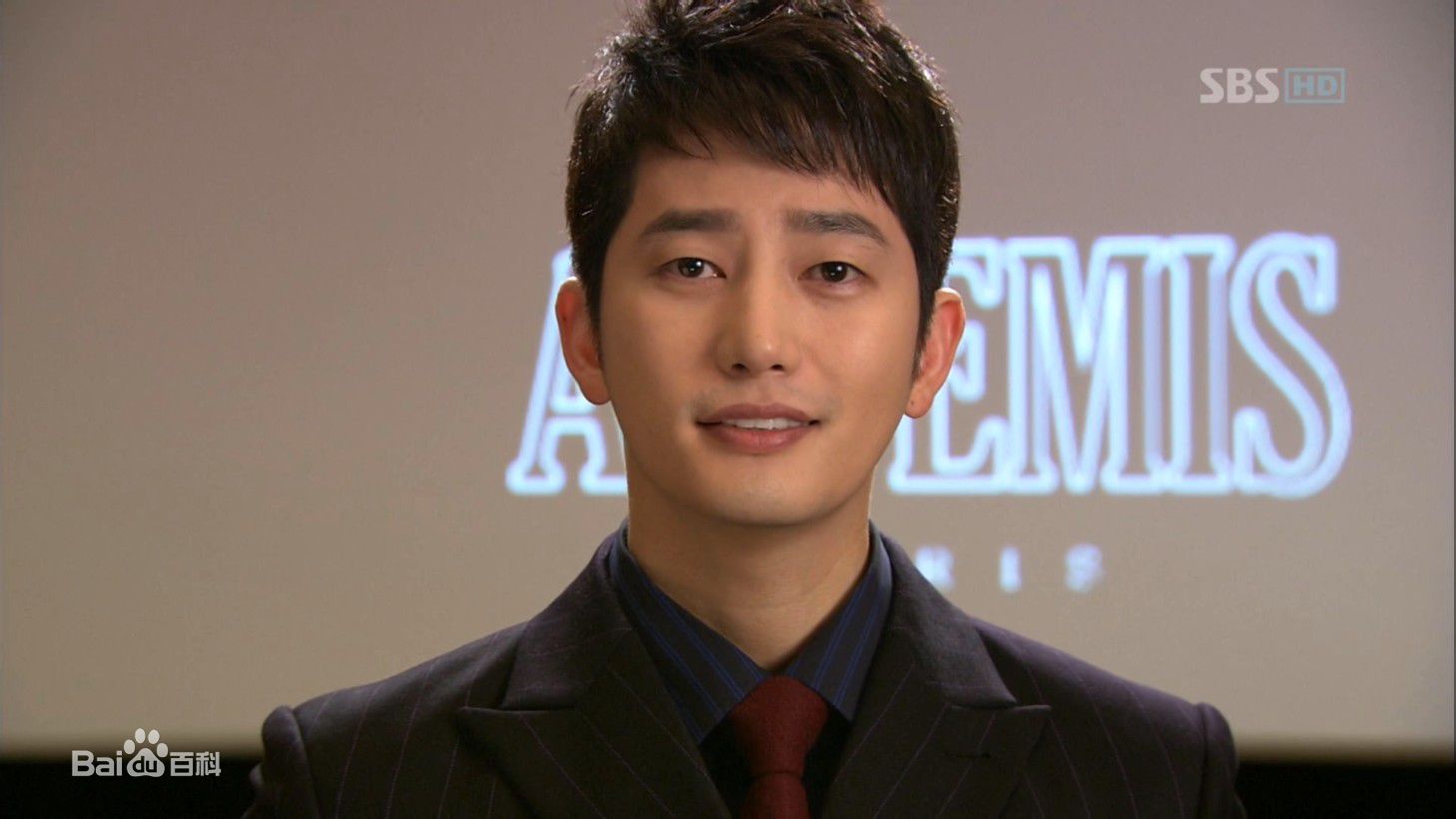 最优质朴施厚(，Park Si Hoo)在《清潭洞爱丽丝》图册中的相册