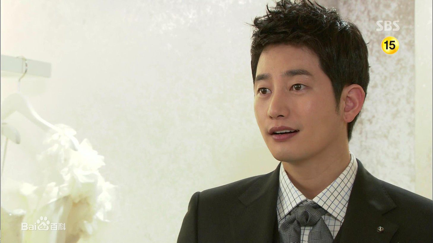 最优质朴施厚(，Park Si Hoo)在《清潭洞爱丽丝》图册中的相册