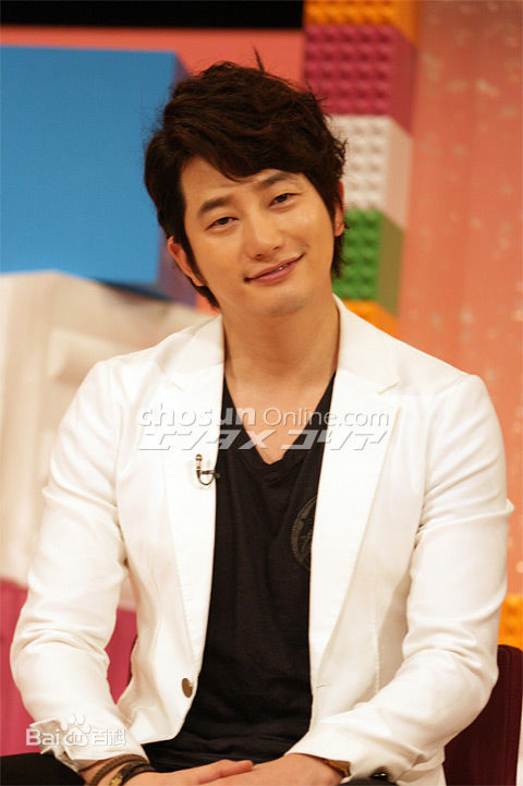 高清朴施厚(，Park Si Hoo)在《公主的男人》日本宣传图册中的图集