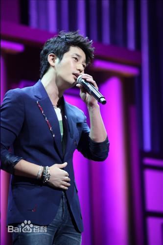 高清朴施厚(，Park Si Hoo)在《公主的男人》日本宣传图册中的图集