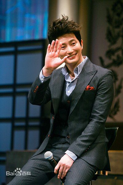 高清朴施厚(，Park Si Hoo)在《公主的男人》日本宣传图册中的图集