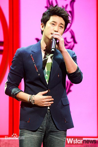 高清朴施厚(，Park Si Hoo)在《公主的男人》日本宣传图册中的图集