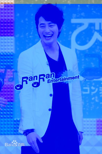 高清朴施厚(，Park Si Hoo)在《公主的男人》日本宣传图册中的图集