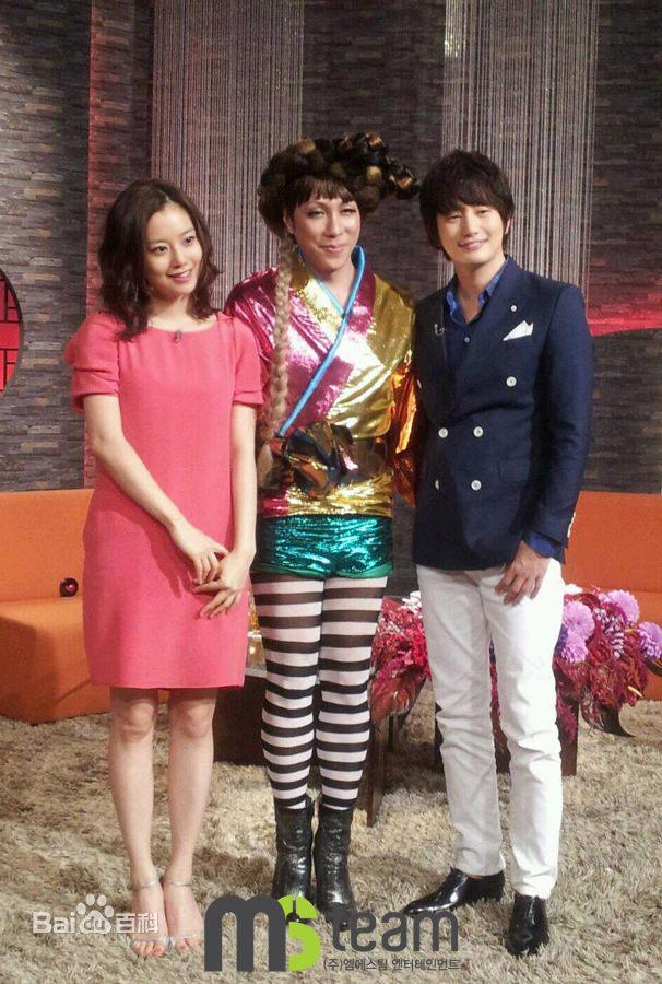 高清朴施厚(，Park Si Hoo)在《公主的男人》日本宣传图册中的图集