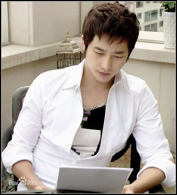 精选朴施厚(，Park Si Hoo)在《检察官公主》图册中的图册