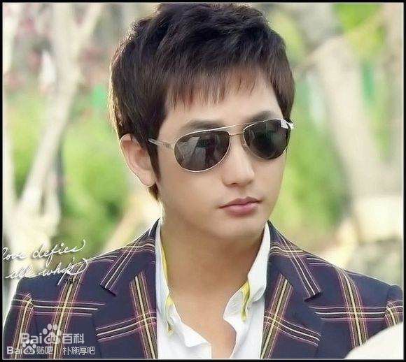 精选朴施厚(，Park Si Hoo)在《检察官公主》图册中的图册