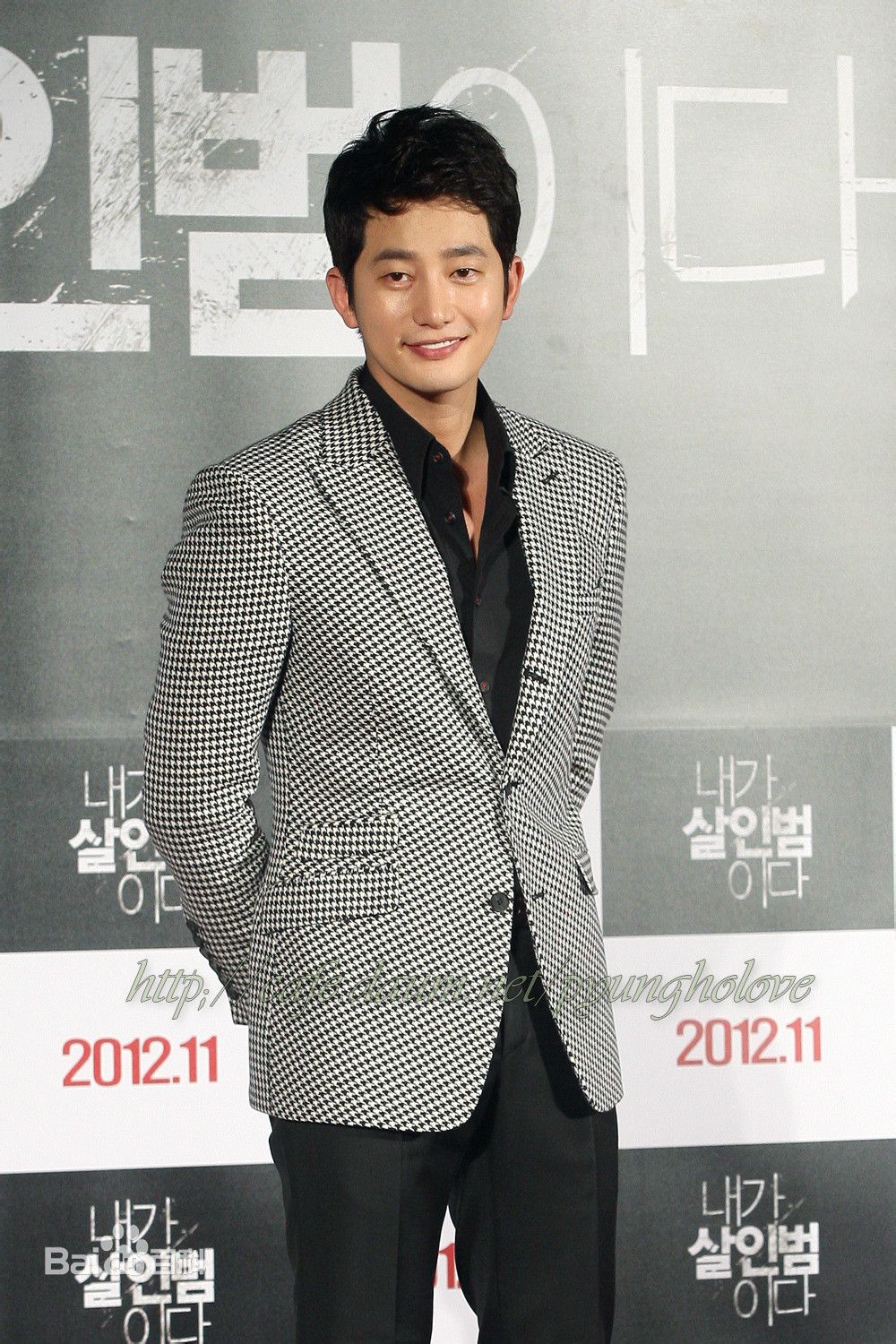 最全朴施厚(，Park Si Hoo)在《我是杀人犯》发布会图册中的壁纸