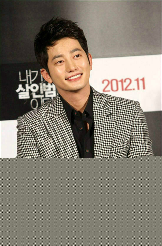 最全朴施厚(，Park Si Hoo)在《我是杀人犯》发布会图册中的壁纸