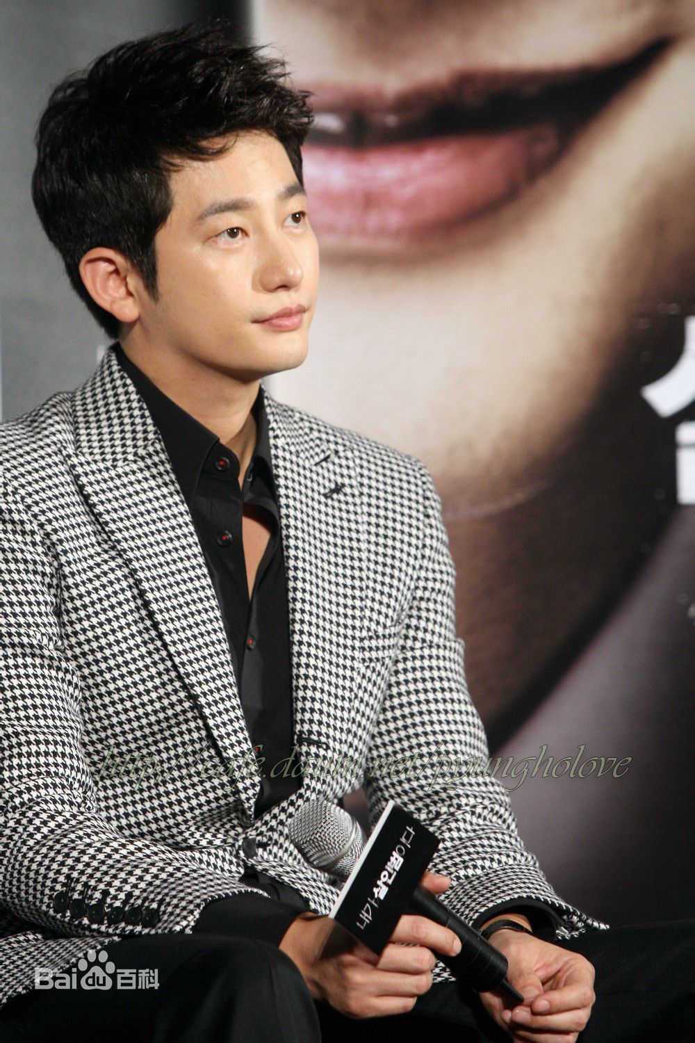 最全朴施厚(，Park Si Hoo)在《我是杀人犯》发布会图册中的壁纸