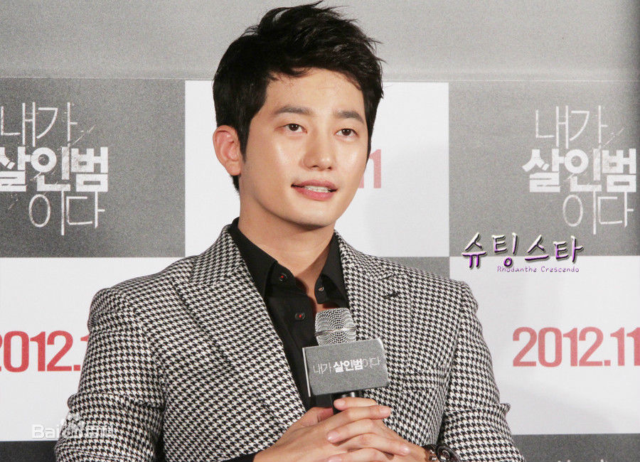 最全朴施厚(，Park Si Hoo)在《我是杀人犯》发布会图册中的壁纸