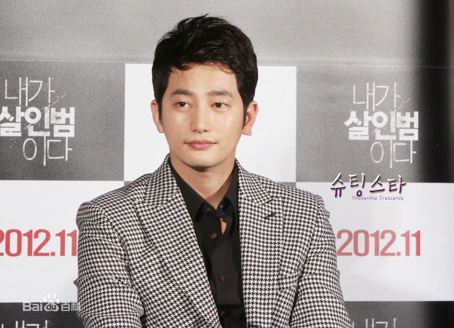 最全朴施厚(，Park Si Hoo)在《我是杀人犯》发布会图册中的壁纸