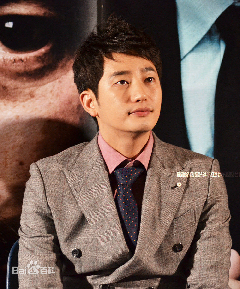 最全朴施厚(，Park Si Hoo)在《我是杀人犯》发布会图册中的壁纸