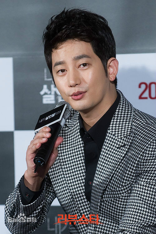 最全朴施厚(，Park Si Hoo)在《我是杀人犯》发布会图册中的壁纸