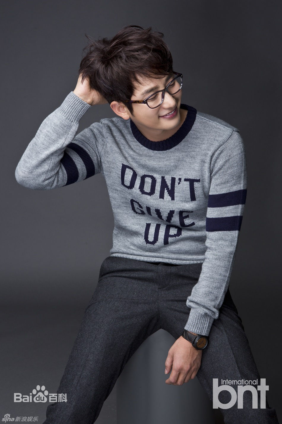 朴施厚(，Park Si Hoo)图册一前后照片