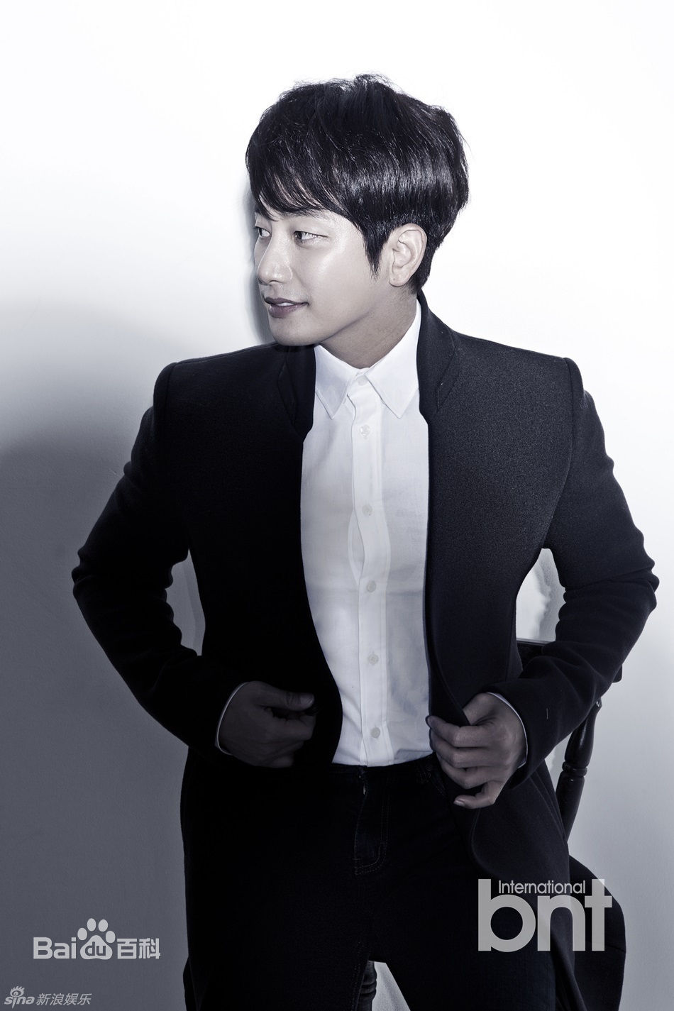 朴施厚(，Park Si Hoo)图册一前后照片