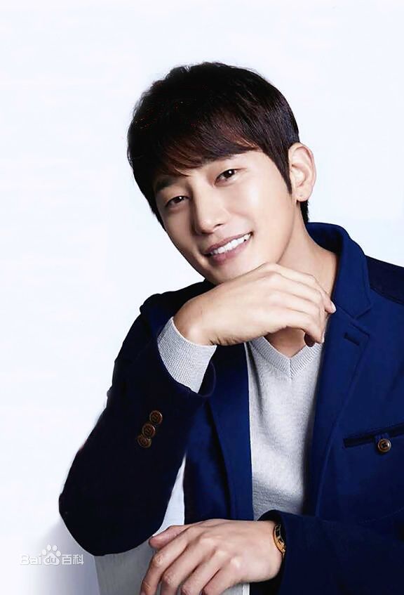 朴施厚(，Park Si Hoo)图册一前后照片