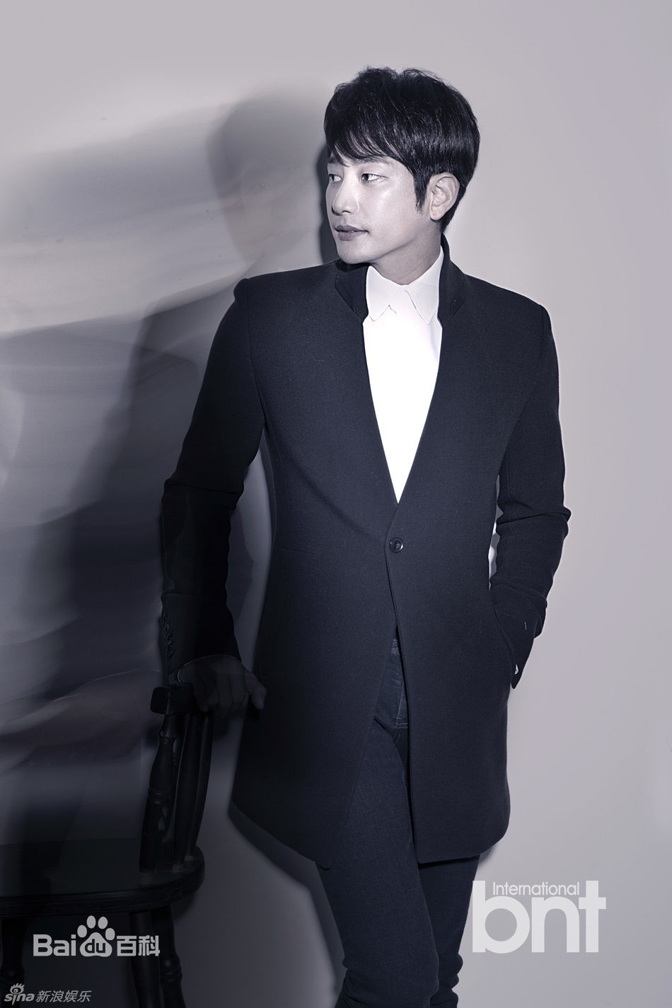 朴施厚(，Park Si Hoo)图册一前后照片