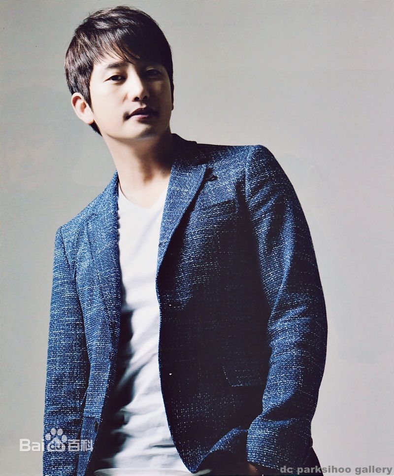 朴施厚(，Park Si Hoo)图册一前后照片