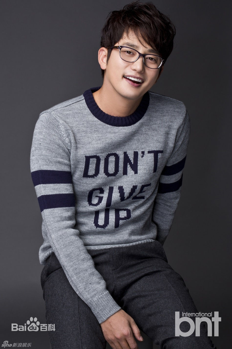 朴施厚(，Park Si Hoo)图册一前后照片