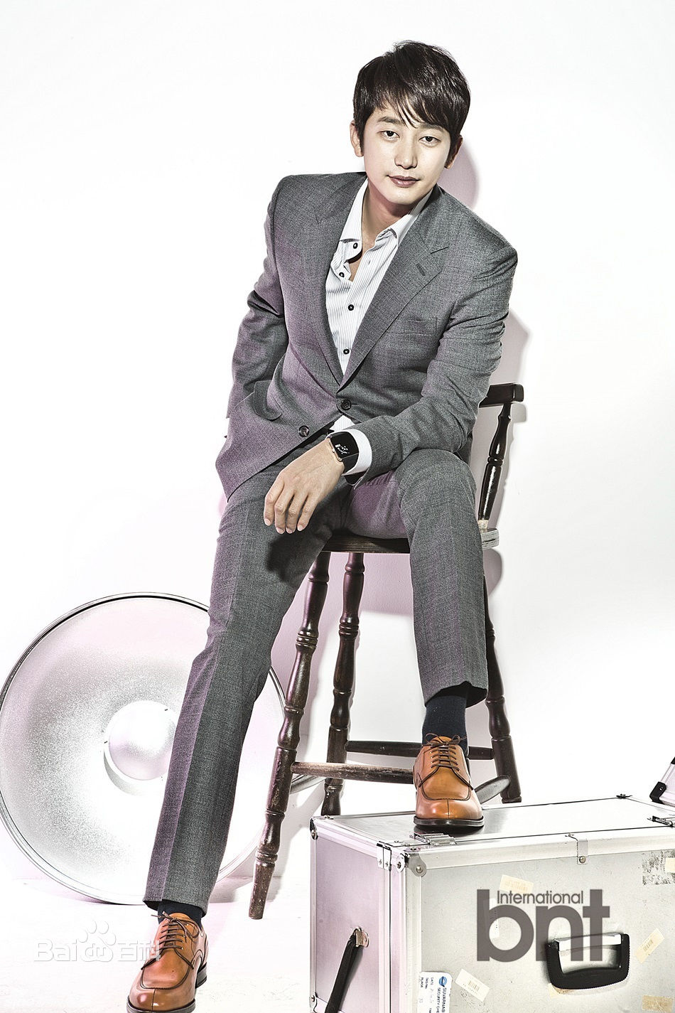 朴施厚(，Park Si Hoo)图册一前后照片