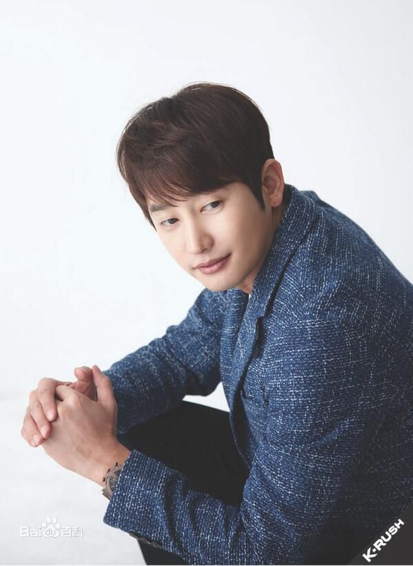 朴施厚(，Park Si Hoo)图册一前后照片