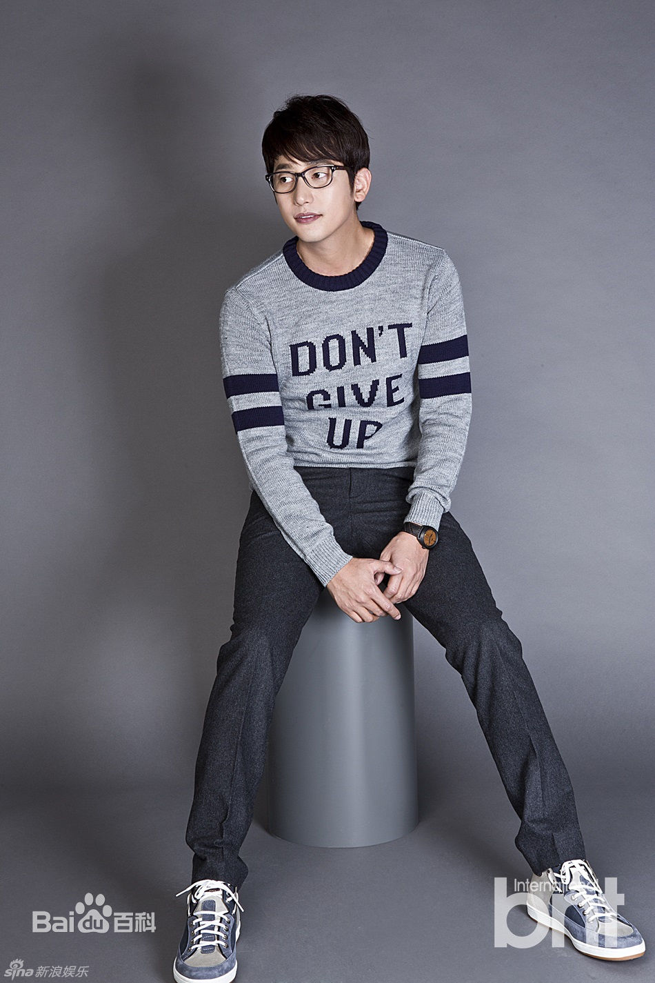 朴施厚(，Park Si Hoo)图册一前后照片